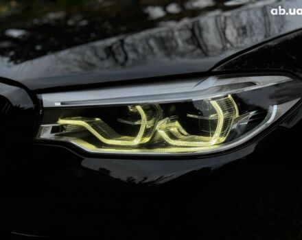 Чорний БМВ 5 Серія, об'ємом двигуна 2 л та пробігом 82 тис. км за 35440 $, фото 41 на Automoto.ua