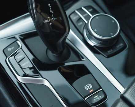 Черный БМВ 5 Серия, объемом двигателя 2 л и пробегом 155 тыс. км за 37500 $, фото 12 на Automoto.ua