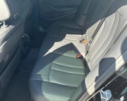 Чорний БМВ 5 Серія, об'ємом двигуна 2 л та пробігом 69 тис. км за 31000 $, фото 6 на Automoto.ua