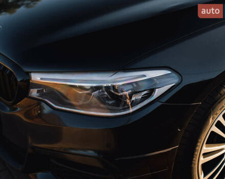 Черный БМВ 5 Серия, объемом двигателя 2 л и пробегом 155 тыс. км за 37500 $, фото 5 на Automoto.ua