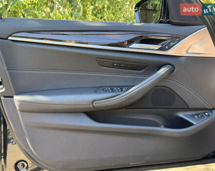 Черный БМВ 5 Серия, объемом двигателя 2 л и пробегом 56 тыс. км за 32900 $, фото 22 на Automoto.ua