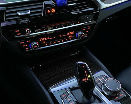 Черный БМВ 5 Серия, объемом двигателя 3 л и пробегом 37 тыс. км за 38888 $, фото 48 на Automoto.ua