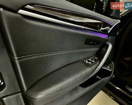 Черный БМВ 5 Серия, объемом двигателя 3 л и пробегом 58 тыс. км за 40499 $, фото 8 на Automoto.ua