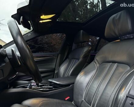 Чорний БМВ 5 Серія, об'ємом двигуна 2 л та пробігом 82 тис. км за 35440 $, фото 33 на Automoto.ua