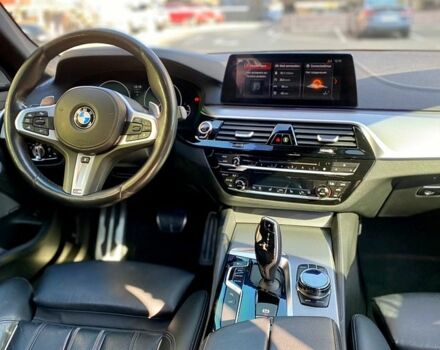 Чорний БМВ 5 Серія, об'ємом двигуна 3 л та пробігом 53 тис. км за 46500 $, фото 3 на Automoto.ua