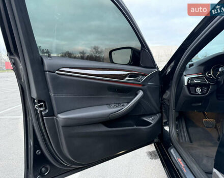 Черный БМВ 5 Серия, объемом двигателя 2 л и пробегом 28 тыс. км за 35000 $, фото 22 на Automoto.ua