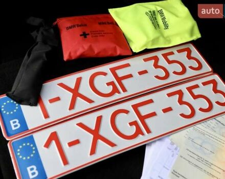 Чорний БМВ 5 Серія, об'ємом двигуна 2 л та пробігом 66 тис. км за 46899 $, фото 181 на Automoto.ua