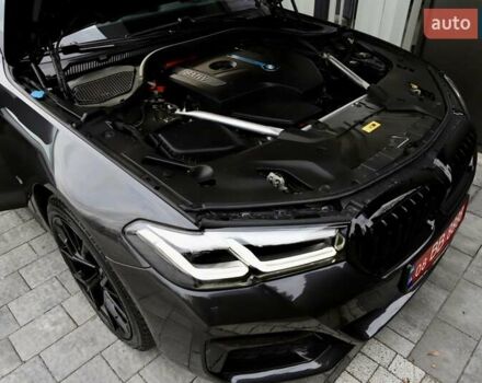 Чорний БМВ 5 Серія, об'ємом двигуна 2 л та пробігом 66 тис. км за 46899 $, фото 188 на Automoto.ua