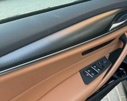 БМВ 5 Серия 2020 в Киеве на Automoto.ua Черный БМВ 5 Серия, объемом двигателя 3 л и пробегом 135 тыс. км за 53000 $, фото 7 на Automoto.ua