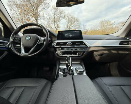 Черный БМВ 5 Серия, объемом двигателя 2 л и пробегом 260 тыс. км за 29850 $, фото 3 на Automoto.ua