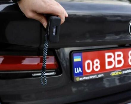 Чорний БМВ 5 Серія, об'ємом двигуна 2 л та пробігом 66 тис. км за 46899 $, фото 127 на Automoto.ua