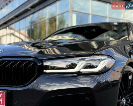 Черный БМВ 5 Серия, объемом двигателя 3 л и пробегом 54 тыс. км за 44900 $, фото 2 на Automoto.ua