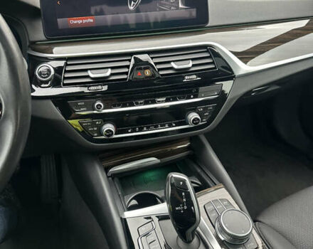 Чорний БМВ 5 Серія, об'ємом двигуна 2 л та пробігом 38 тис. км за 33900 $, фото 17 на Automoto.ua