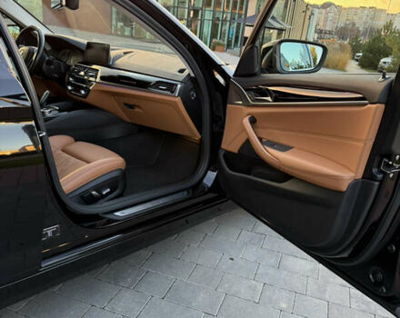 Черный БМВ 5 Серия, объемом двигателя 2 л и пробегом 117 тыс. км за 37900 $, фото 36 на Automoto.ua