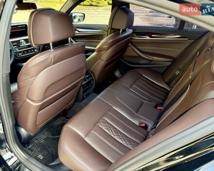 БМВ 5 Серия 2020 в Днепре (Днепропетровске) на Automoto.ua Черный БМВ 5 Серия, объемом двигателя 2 л и пробегом 53 тыс. км за 37900 $, фото 20 на Automoto.ua