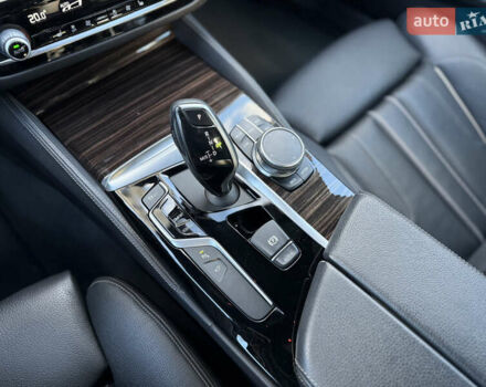 Черный БМВ 5 Серия, объемом двигателя 3 л и пробегом 54 тыс. км за 44900 $, фото 41 на Automoto.ua