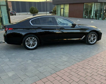 Чорний БМВ 5 Серія, об'ємом двигуна 2 л та пробігом 117 тис. км за 35500 $, фото 12 на Automoto.ua