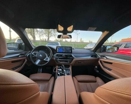 БМВ 5 Серия 2020 в Киеве на Automoto.ua Черный БМВ 5 Серия, объемом двигателя 3 л и пробегом 135 тыс. км за 53000 $, фото 6 на Automoto.ua