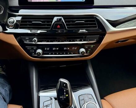 Черный БМВ 5 Серия, объемом двигателя 2 л и пробегом 57 тыс. км за 42000 $, фото 8 на Automoto.ua