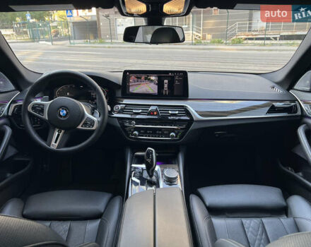 Чорний БМВ 5 Серія, об'ємом двигуна 2 л та пробігом 131 тис. км за 39800 $, фото 11 на Automoto.ua