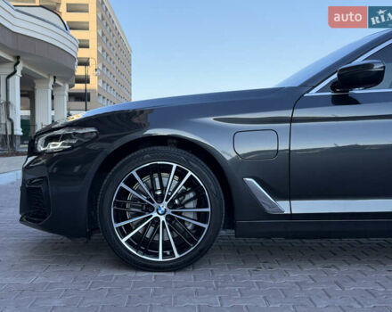 Черный БМВ 5 Серия, объемом двигателя 2 л и пробегом 110 тыс. км за 34990 $, фото 13 на Automoto.ua