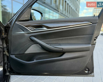 Черный БМВ 5 Серия, объемом двигателя 3 л и пробегом 54 тыс. км за 44900 $, фото 73 на Automoto.ua