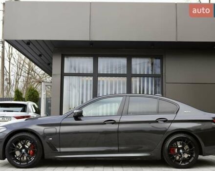 Чорний БМВ 5 Серія, об'ємом двигуна 2 л та пробігом 66 тис. км за 46899 $, фото 121 на Automoto.ua