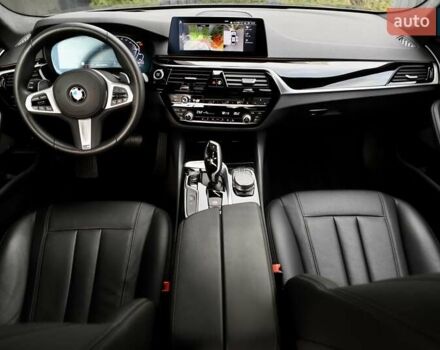 Чорний БМВ 5 Серія, об'ємом двигуна 2 л та пробігом 66 тис. км за 46899 $, фото 151 на Automoto.ua