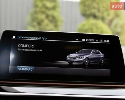 Чорний БМВ 5 Серія, об'ємом двигуна 2 л та пробігом 66 тис. км за 46899 $, фото 207 на Automoto.ua