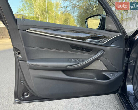 Чорний БМВ 5 Серія, об'ємом двигуна 3 л та пробігом 70 тис. км за 48000 $, фото 12 на Automoto.ua