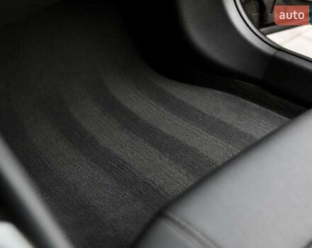 Чорний БМВ 5 Серія, об'ємом двигуна 2 л та пробігом 66 тис. км за 46899 $, фото 209 на Automoto.ua