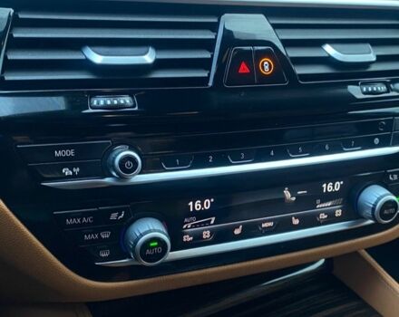 Черный БМВ 5 Серия, объемом двигателя 2 л и пробегом 202 тыс. км за 16019 $, фото 10 на Automoto.ua