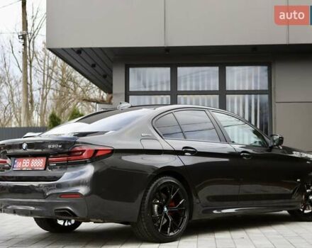 Чорний БМВ 5 Серія, об'ємом двигуна 2 л та пробігом 66 тис. км за 46899 $, фото 7 на Automoto.ua