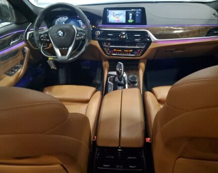 Чорний БМВ 5 Серія, об'ємом двигуна 3 л та пробігом 109 тис. км за 33500 $, фото 7 на Automoto.ua