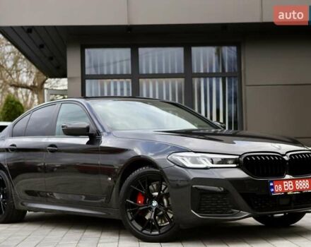 Чорний БМВ 5 Серія, об'ємом двигуна 2 л та пробігом 66 тис. км за 46899 $, фото 6 на Automoto.ua