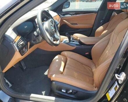 БМВ 5 Серия 2020 в Киеве на Automoto.ua Черный БМВ 5 Серия, объемом двигателя 3 л и пробегом 97 тыс. км за 13400 $, фото 6 на Automoto.ua