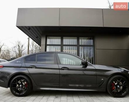 Чорний БМВ 5 Серія, об'ємом двигуна 2 л та пробігом 66 тис. км за 46899 $, фото 124 на Automoto.ua