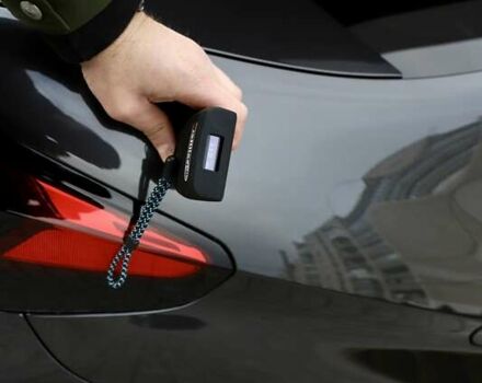 Чорний БМВ 5 Серія, об'ємом двигуна 2 л та пробігом 66 тис. км за 46899 $, фото 130 на Automoto.ua