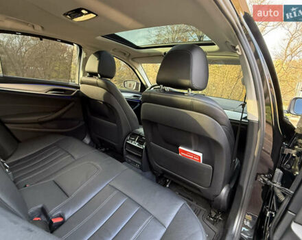 Черный БМВ 5 Серия, объемом двигателя 2 л и пробегом 260 тыс. км за 29850 $, фото 24 на Automoto.ua