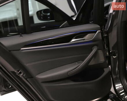 Черный БМВ 5 Серия, объемом двигателя 2 л и пробегом 65 тыс. км за 48999 $, фото 139 на Automoto.ua