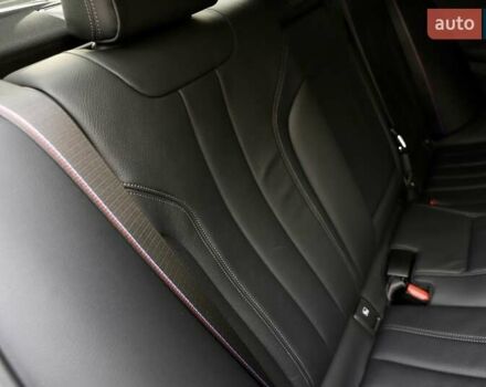 Чорний БМВ 5 Серія, об'ємом двигуна 2 л та пробігом 66 тис. км за 46899 $, фото 173 на Automoto.ua