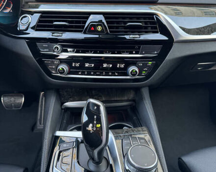 Чорний БМВ 5 Серія, об'ємом двигуна 3 л та пробігом 70 тис. км за 48000 $, фото 18 на Automoto.ua