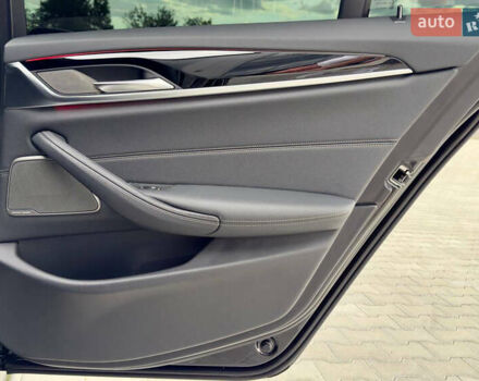 Черный БМВ 5 Серия, объемом двигателя 2 л и пробегом 137 тыс. км за 46900 $, фото 43 на Automoto.ua
