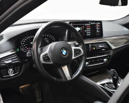 Черный БМВ 5 Серия, объемом двигателя 2 л и пробегом 30 тыс. км за 20100 $, фото 9 на Automoto.ua