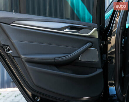 Чорний БМВ 5 Серія, об'ємом двигуна 2 л та пробігом 79 тис. км за 56500 $, фото 30 на Automoto.ua