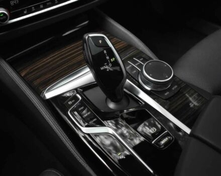 Черный БМВ 5 Серия, объемом двигателя 2 л и пробегом 30 тыс. км за 20100 $, фото 17 на Automoto.ua