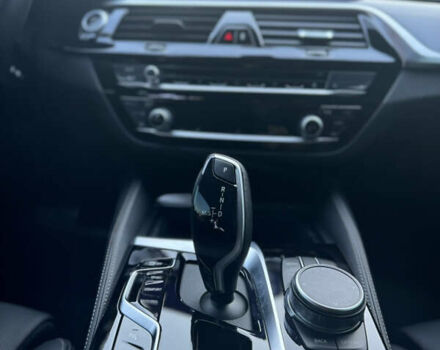 Черный БМВ 5 Серия, объемом двигателя 2 л и пробегом 32 тыс. км за 53900 $, фото 30 на Automoto.ua