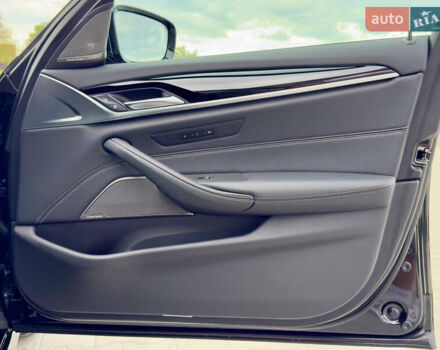 Черный БМВ 5 Серия, объемом двигателя 2 л и пробегом 137 тыс. км за 46900 $, фото 42 на Automoto.ua