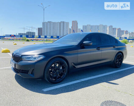 Черный БМВ 5 Серия, объемом двигателя 3 л и пробегом 33 тыс. км за 73000 $, фото 1 на Automoto.ua
