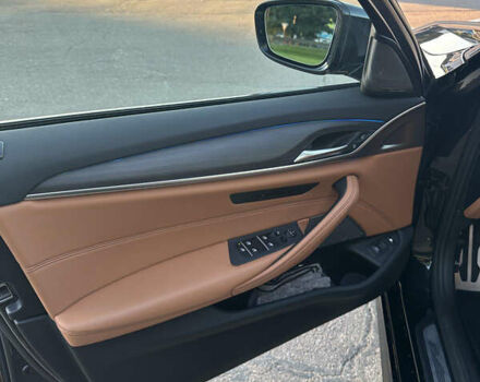 Черный БМВ 5 Серия, объемом двигателя 2 л и пробегом 104 тыс. км за 51000 $, фото 11 на Automoto.ua